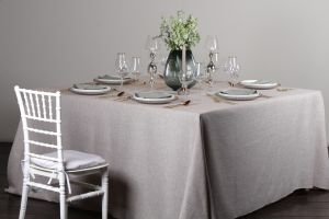 Manteles para mesa cuadrada de 8 sillas en boda elegante al mayoreo