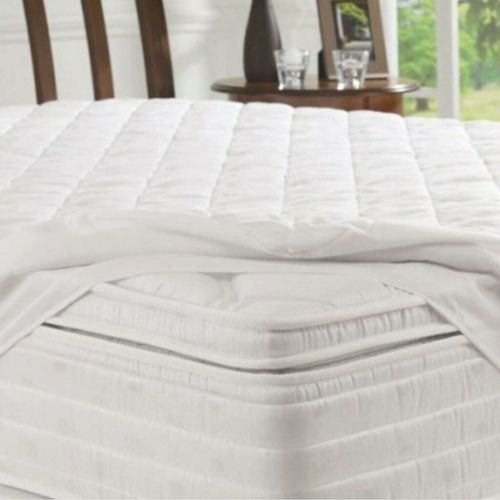 Protección de colchones con fundas impermeables para hotelería